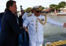 Por pressão de ala ideológica, Bolsonaro vai tirar almirante da Comunicação