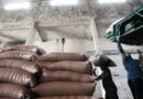 Exportadores de soja e açúcar disputam espaço no porto de Santos; custos sobem
